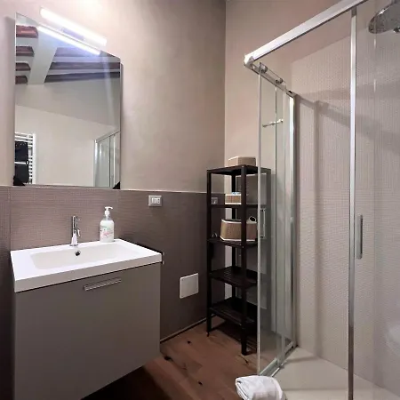 Olivia's * سيينا