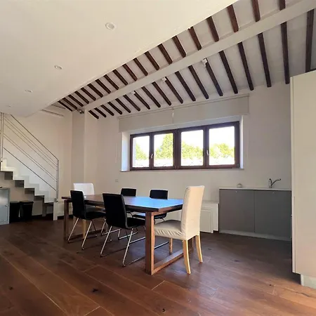 Olivia's Ξενοδοχείο *