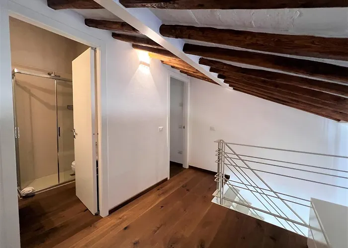 Olivia's * סיינה